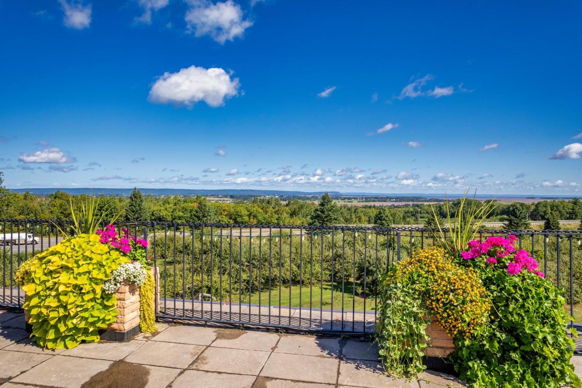Old Orchard Inn Wolfville Ngoại thất bức ảnh