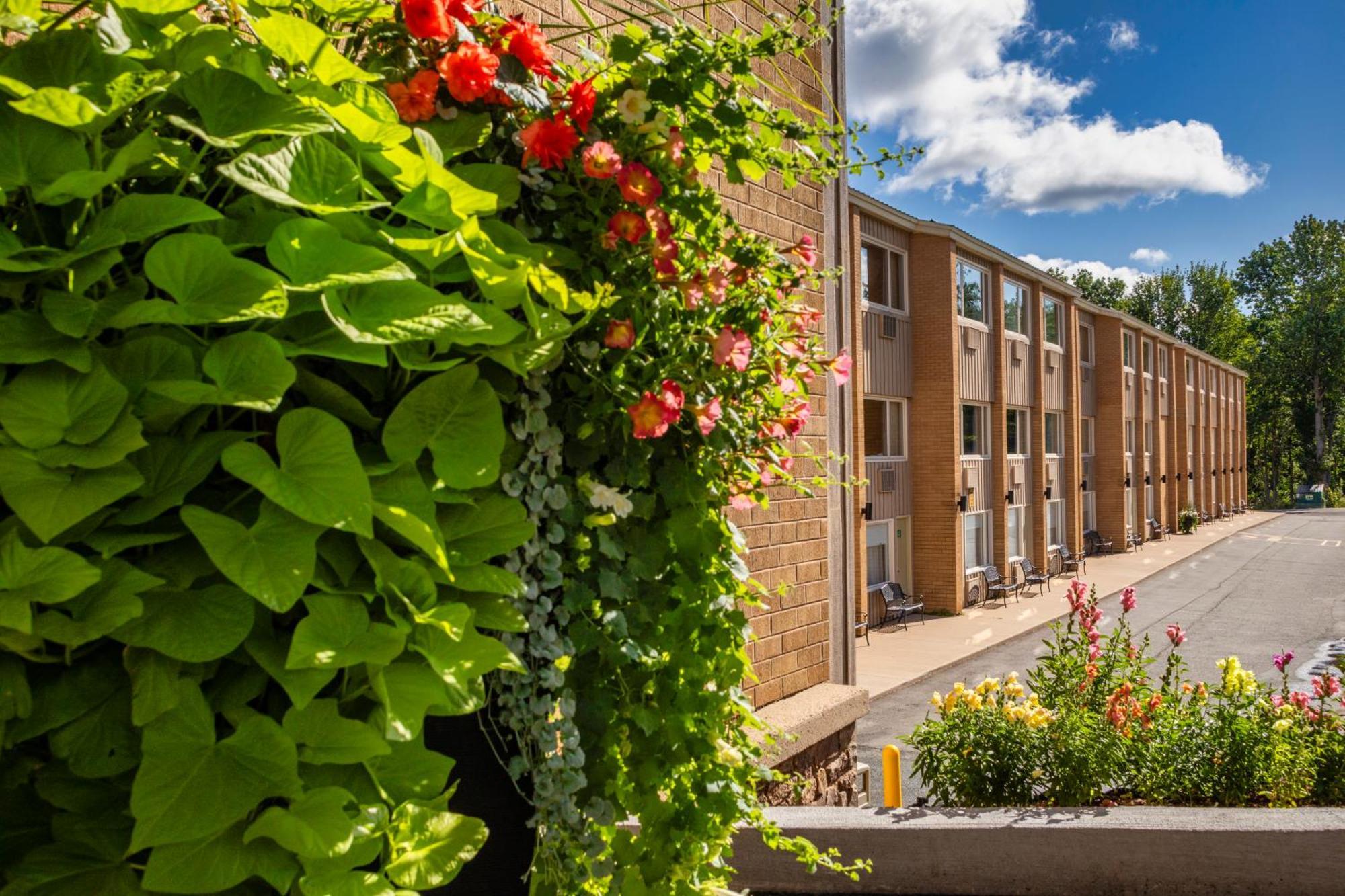 Old Orchard Inn Wolfville Ngoại thất bức ảnh